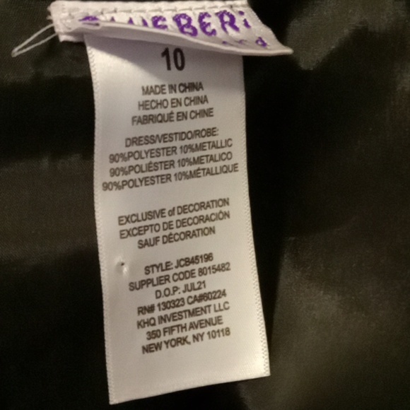 Dress - Picture 4 of 7